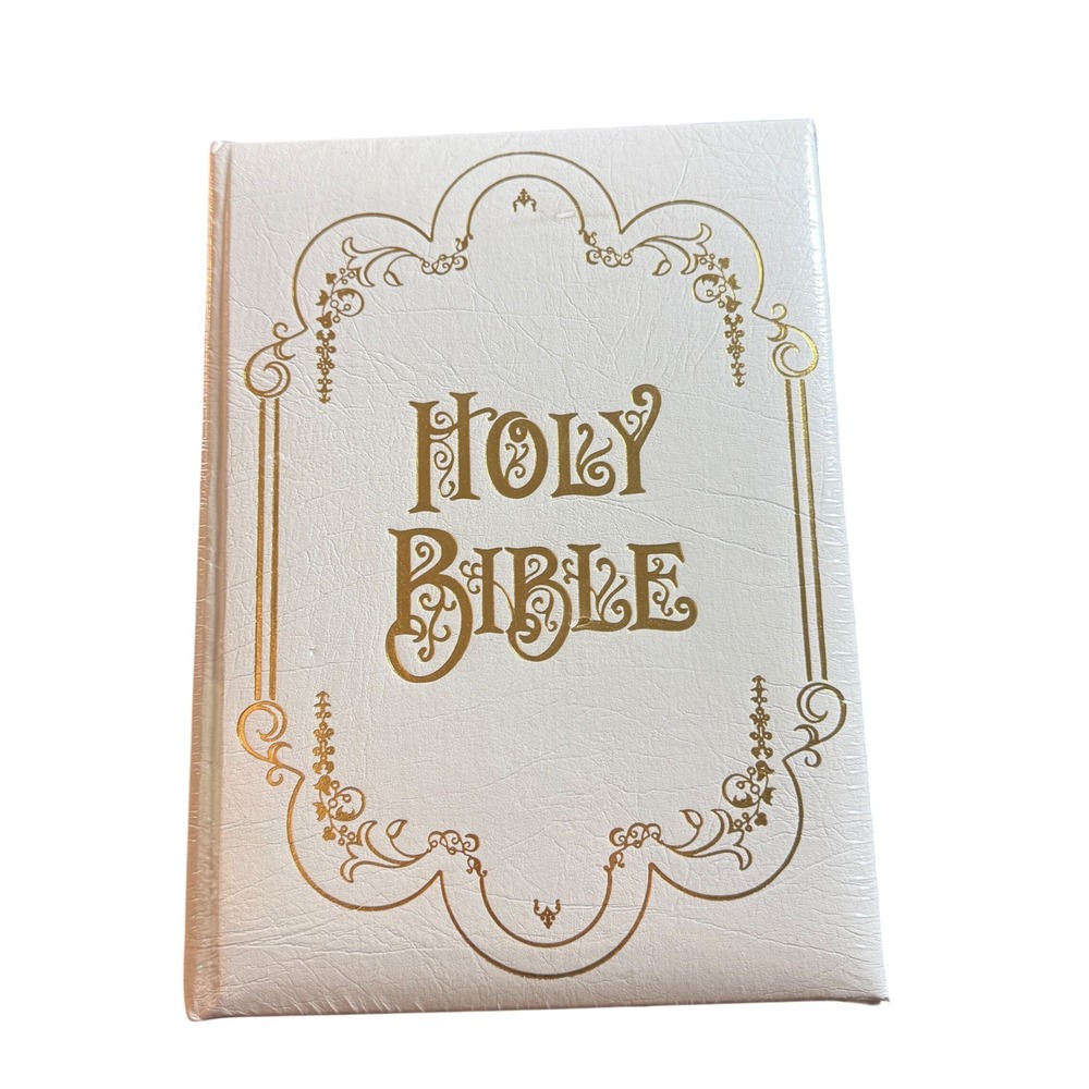 NAB Holy Bible Catholic Family Life Edition Large White Bonded Leather Gold Gilt